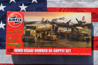 Airfix A06304 WWII USAAF BOMBER RE-SUPPLY SET 